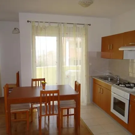 Milka Apartament *