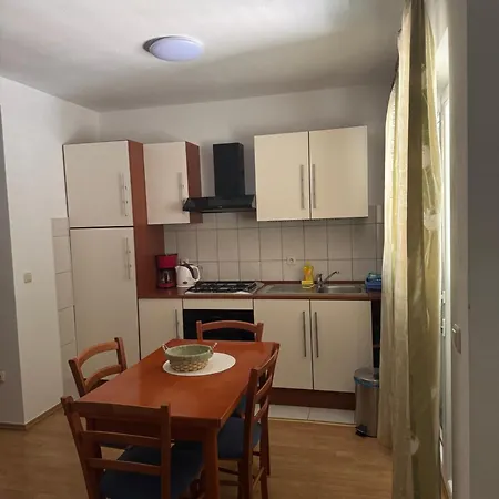 Apartment Milka *