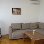 Milka Τρογκίρ